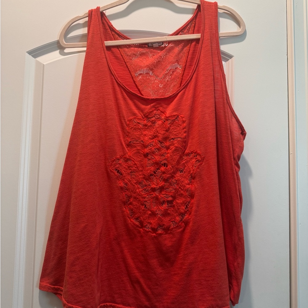 Women's Red Sleeveless Top